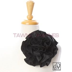 Circle Flower Pin (10 inch) - Black Poly Dupioni